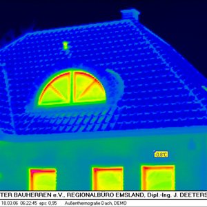 Thermografie Dach von aussen Thermografie einer Dachfläche