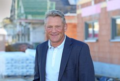 Portraitfoto von Diplom-Ingenieur Peter Reinwald, Leiter des Regionalbüros in Marburg