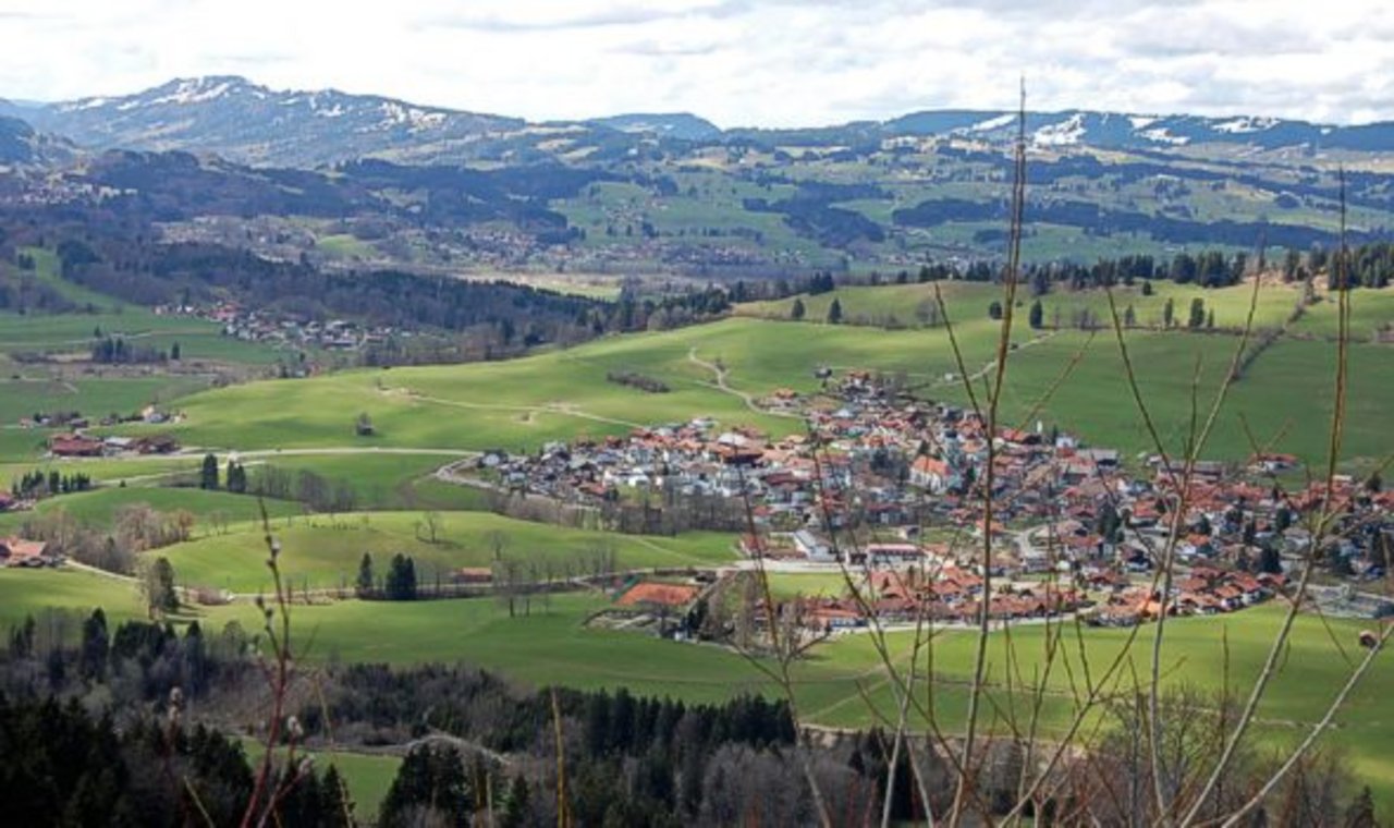 Blick in die Landschaft der Voralpen