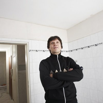 Bauherrenfamilie in der eigenen Immobilie