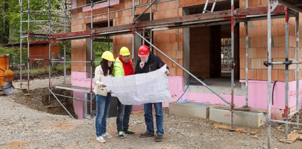 Bauherrenberatung auf der Baustelle